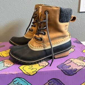 Sorel winter booties